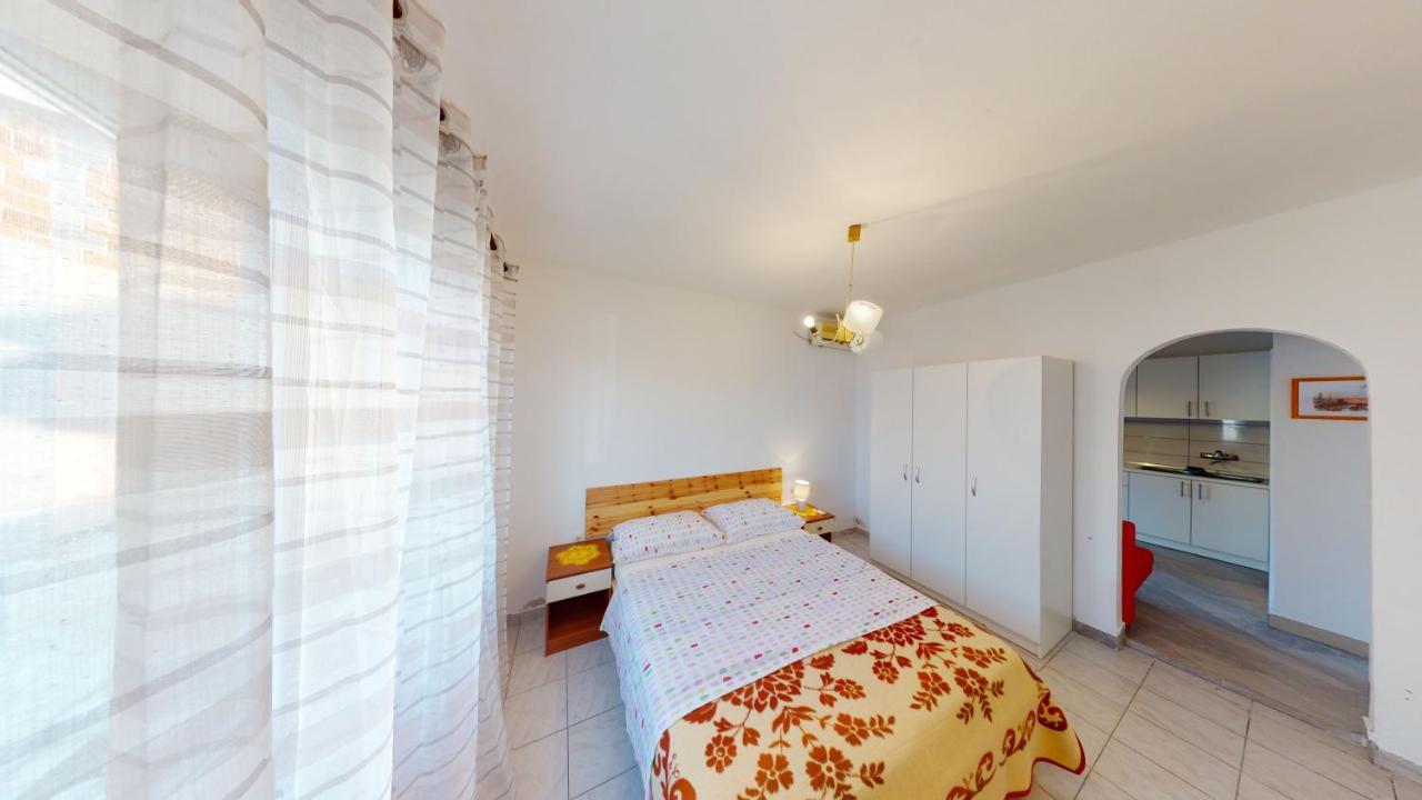 Apartments Riva Metajna Zewnętrze zdjęcie