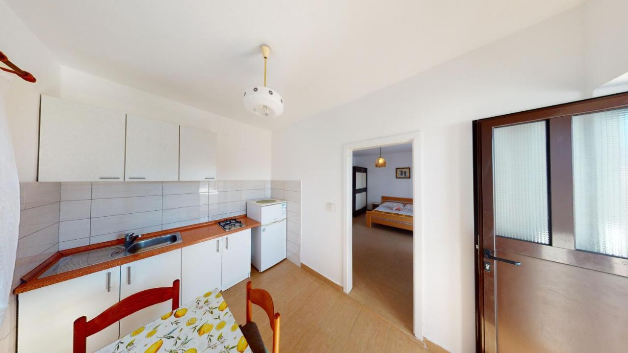 Apartments Riva Metajna Zewnętrze zdjęcie