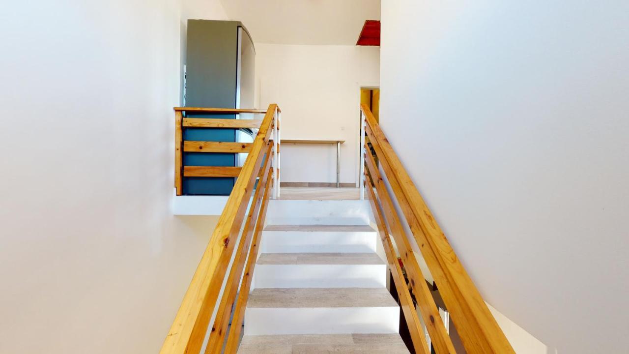 Apartments Riva Metajna Zewnętrze zdjęcie